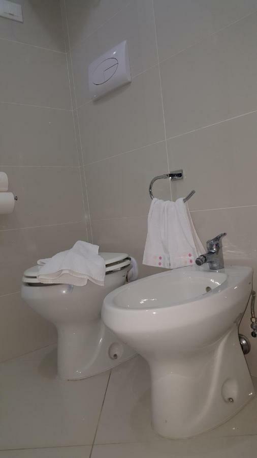 Al Porticciolo Bed & Breakfast Salerno Luaran gambar