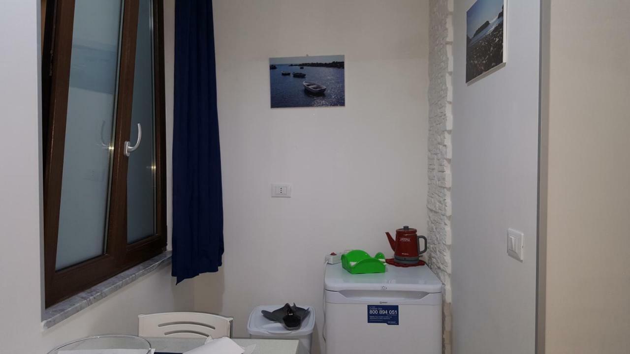 Al Porticciolo Bed & Breakfast Salerno Luaran gambar