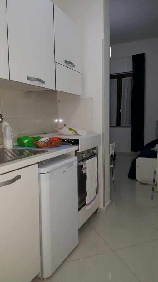Al Porticciolo Bed & Breakfast Salerno Luaran gambar