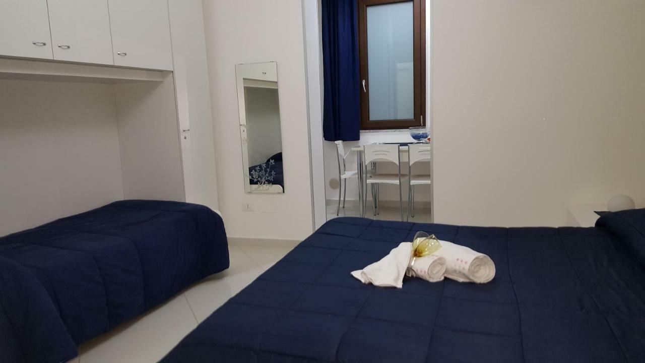 Al Porticciolo Bed & Breakfast Salerno Luaran gambar