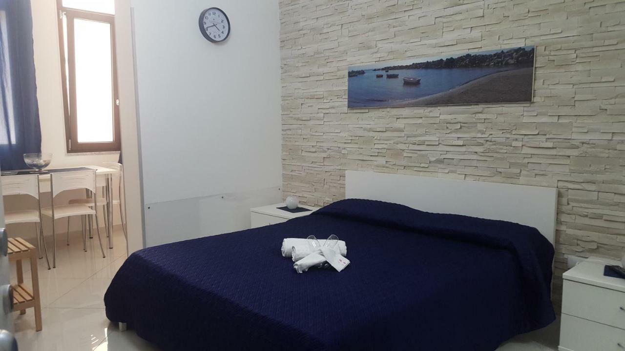 Al Porticciolo Bed & Breakfast Salerno Luaran gambar