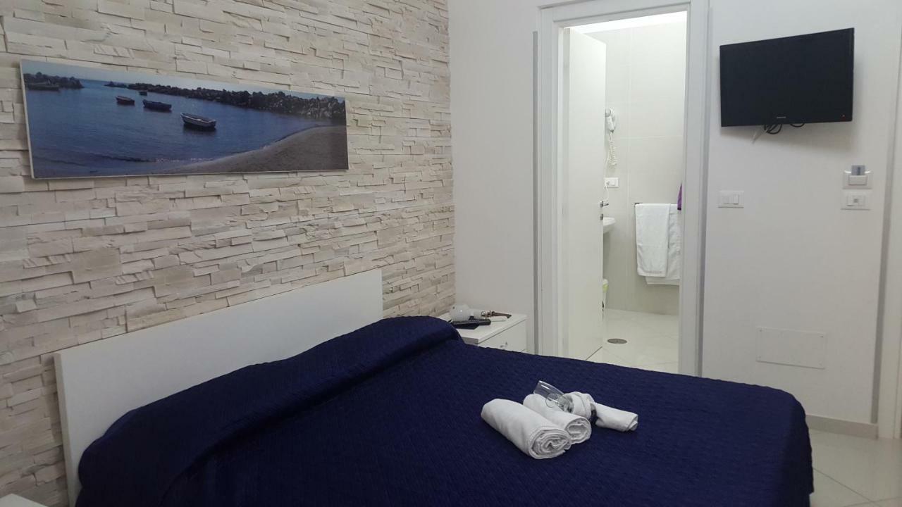 Al Porticciolo Bed & Breakfast Salerno Luaran gambar