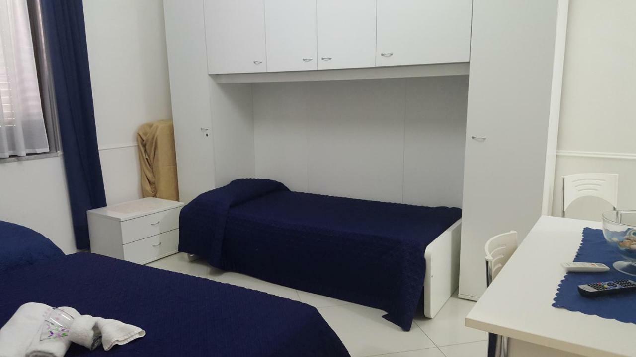 Al Porticciolo Bed & Breakfast Salerno Luaran gambar