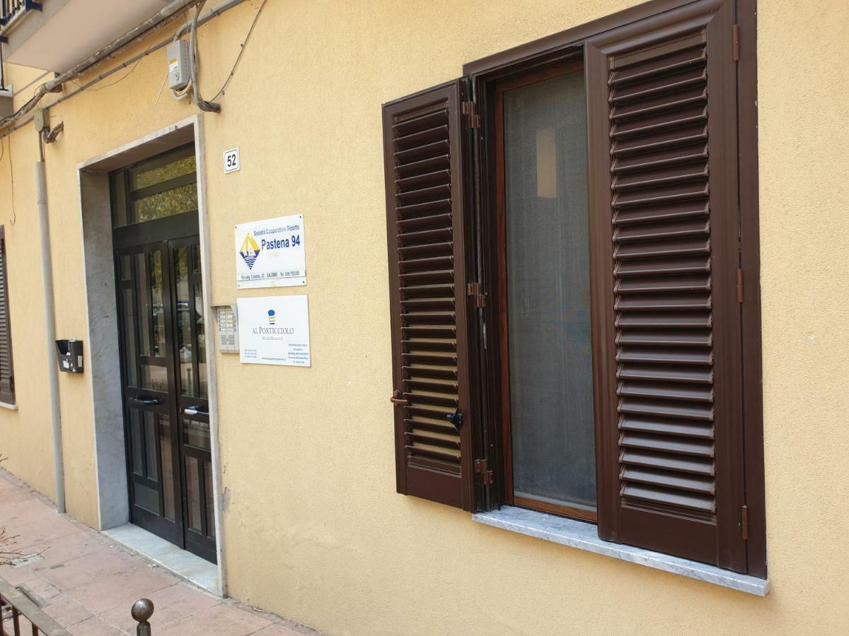 Al Porticciolo Bed & Breakfast Salerno Luaran gambar