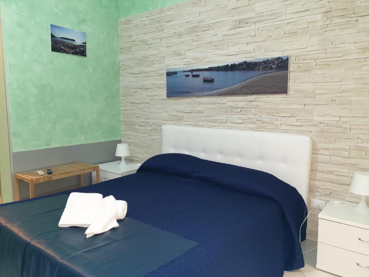 Al Porticciolo Bed & Breakfast Salerno Luaran gambar
